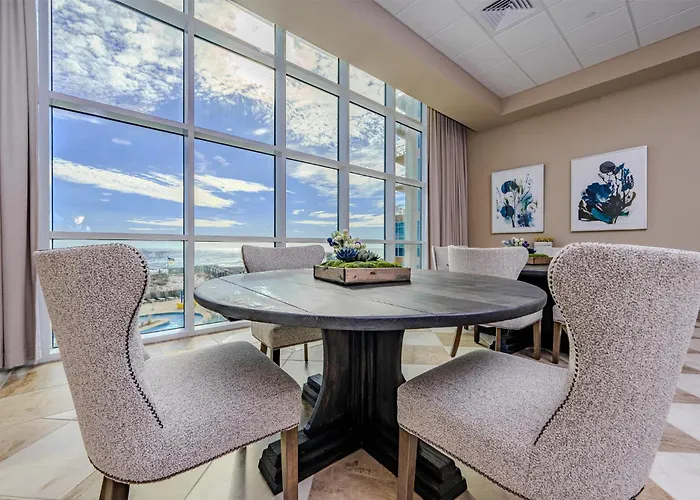 Phoenix Gulf Towers 1506
