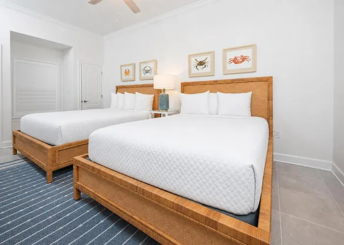 Phoenix Gulf Towers 1506 Apartment